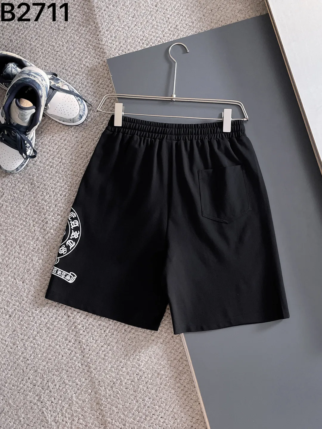 New Arrival ， ， logo。 ， ， ， ， Breathable， ， ：White Black Gray Sizes：M-4XL